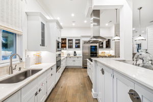 Array_146SilverLaurelWay-19