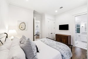 Array_146SilverLaurelWay-33