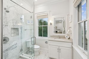 Array_146SilverLaurelWay-35