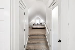 Array_146SilverLaurelWay-55