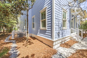 Array_146SilverLaurelWay-119