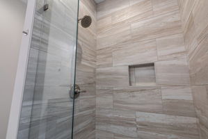  Photo 35
