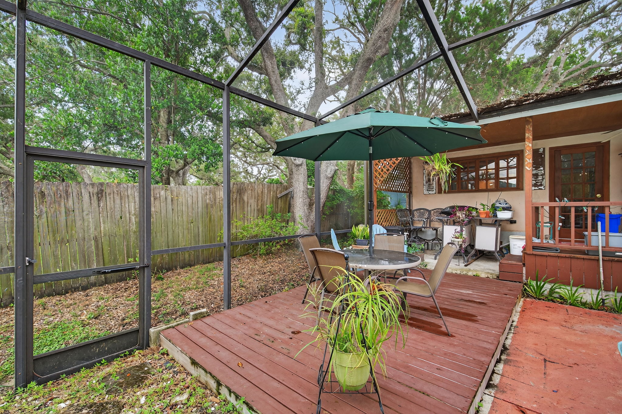 Exteriors (16)