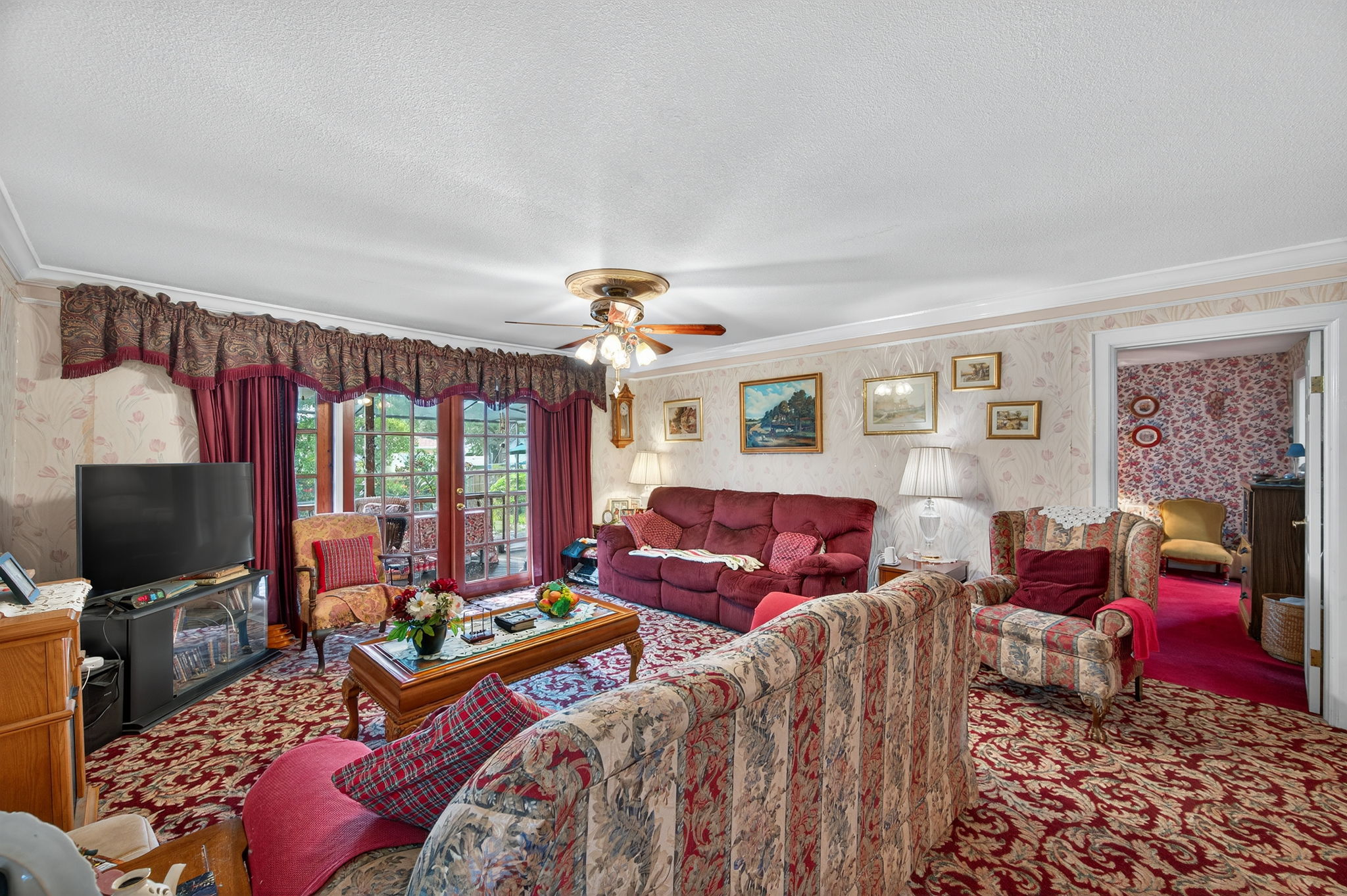 Interiors (24)