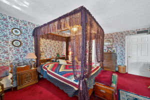 Interiors (41)