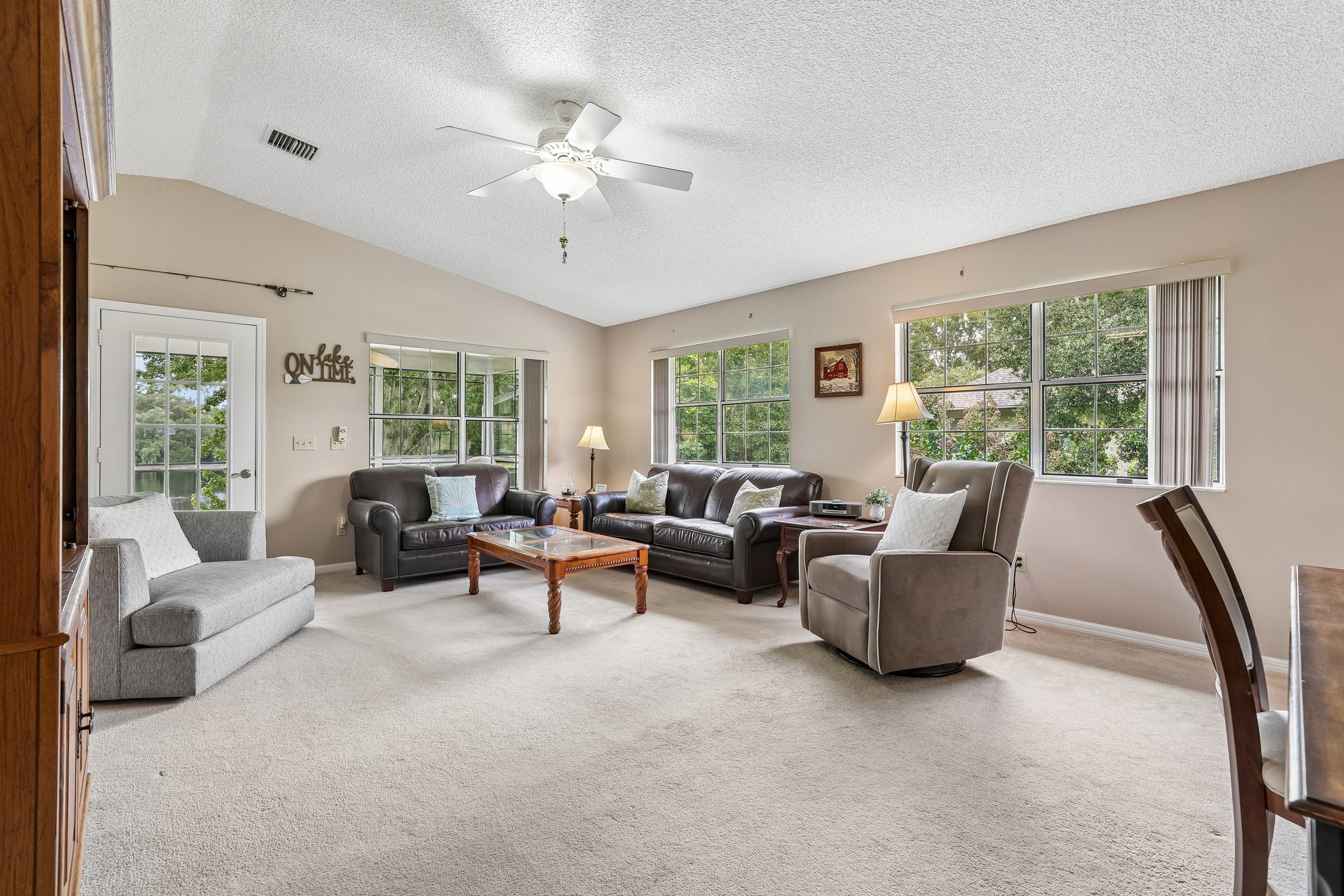 Grove St-S1009-007.jpg