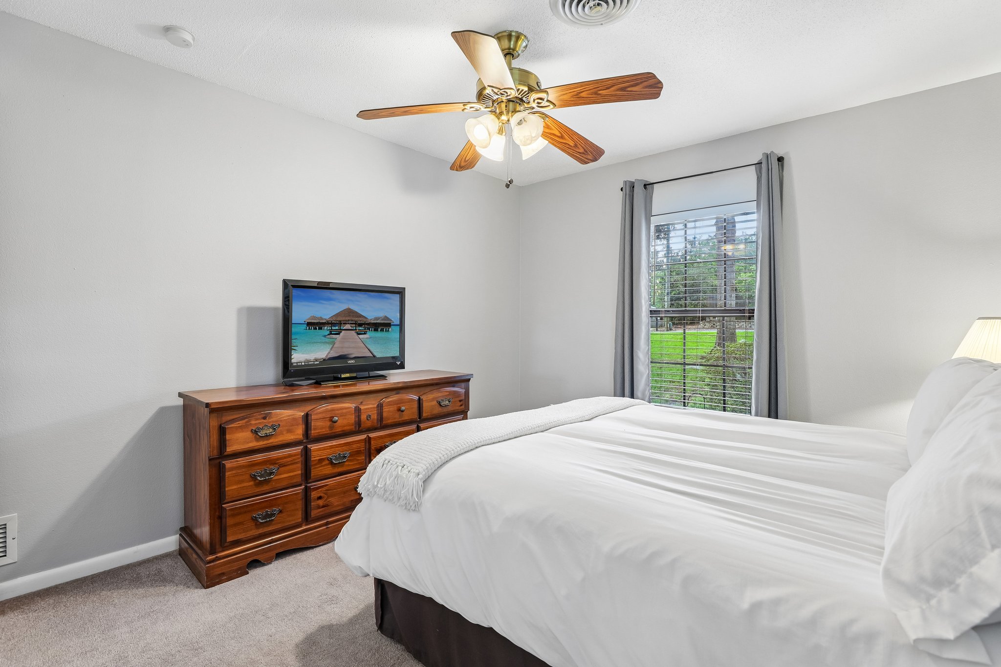 Grove St-S1009-040.jpg