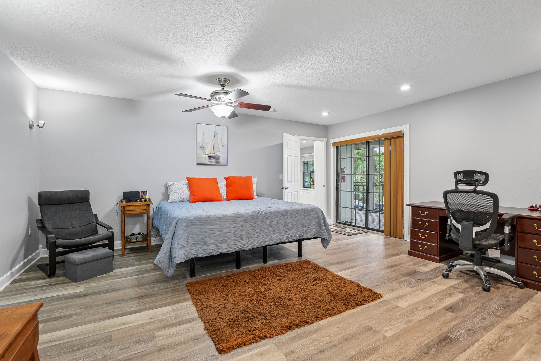 Grove St-S1009-049.jpg