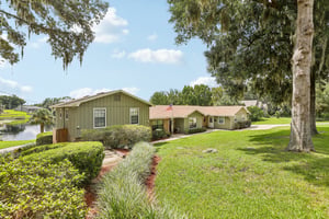 Grove St-S1009-003.jpg
