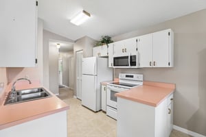 Grove St-S1009-015.jpg