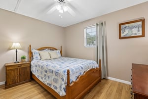 Grove St-S1009-026.jpg