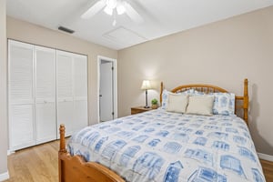 Grove St-S1009-028.jpg