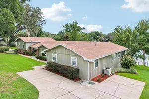 Grove St-S1009-074.jpg