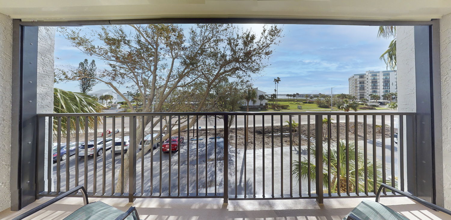 Balcony off Dining/Living room