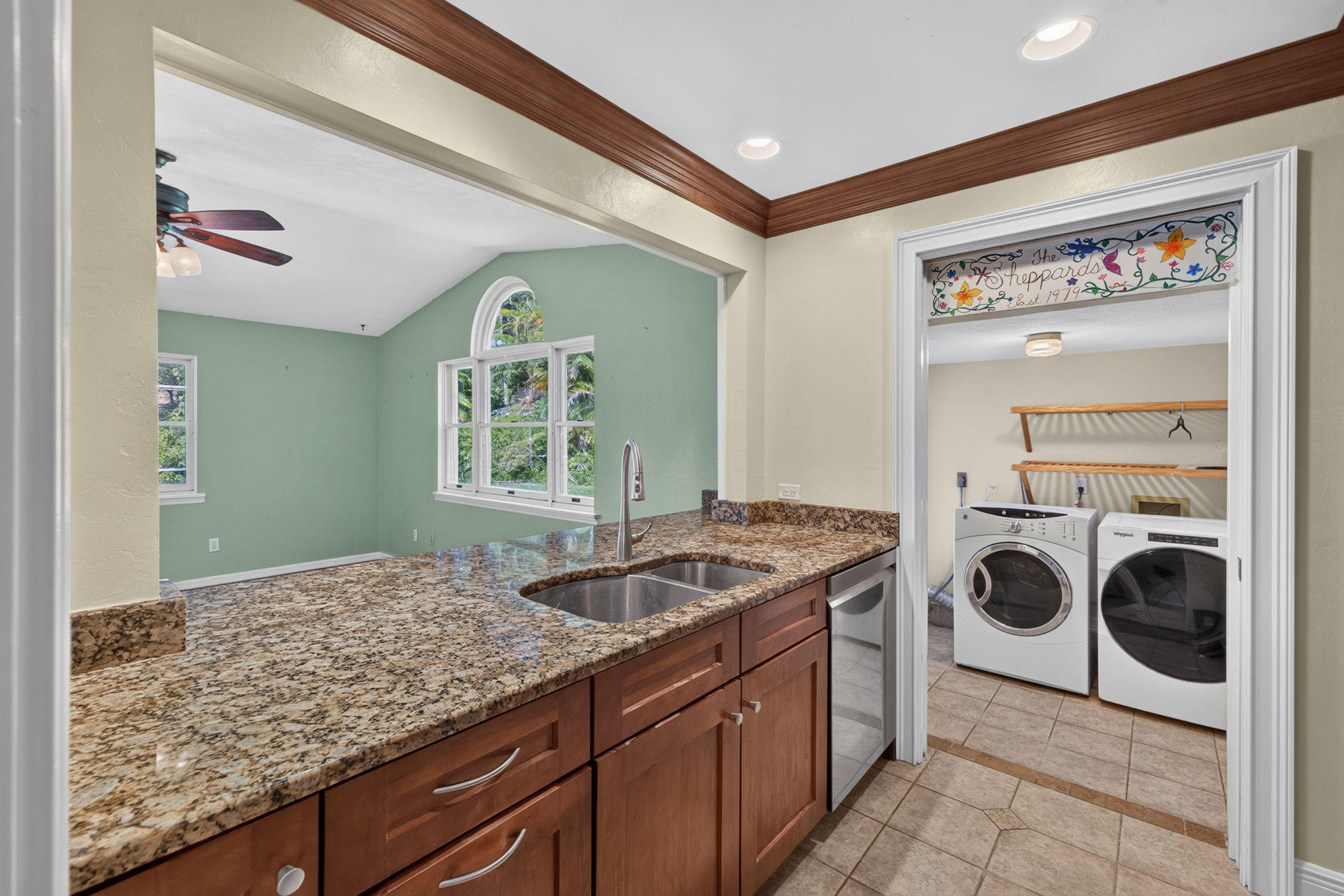 Kitchen 4 of 4