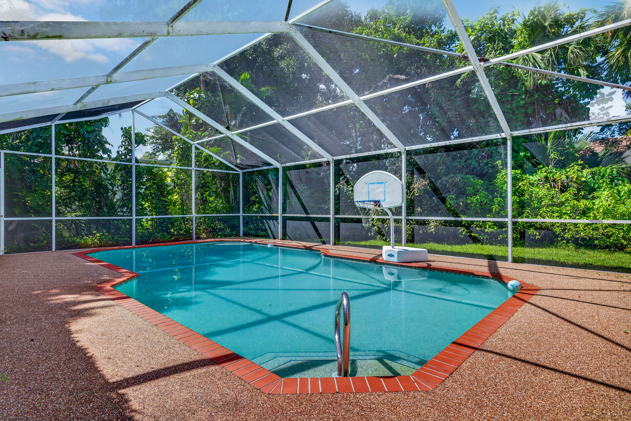 Pool 2 of 3