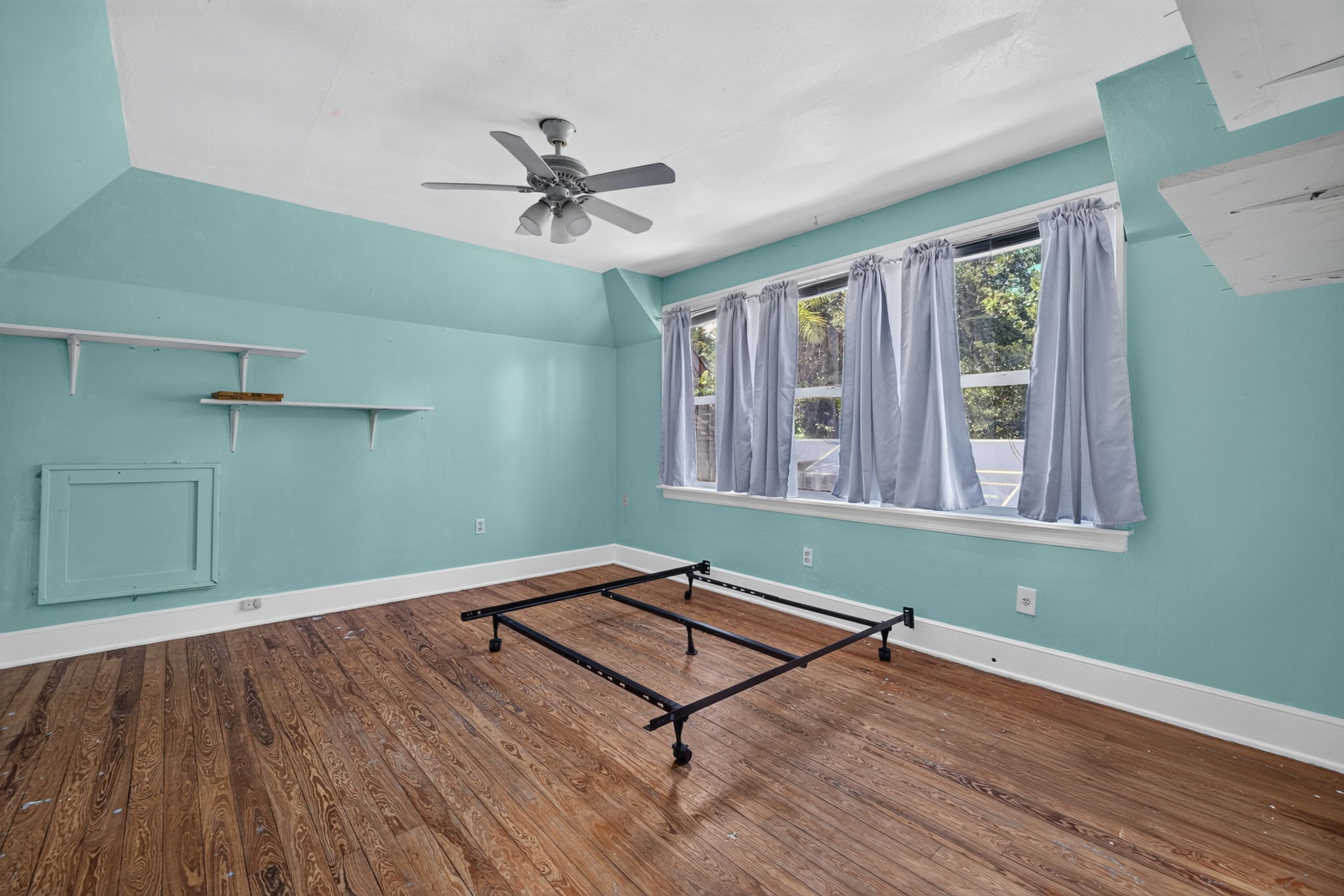 Guest Bedroom 1
