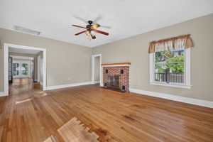 Living Room 3 of 4