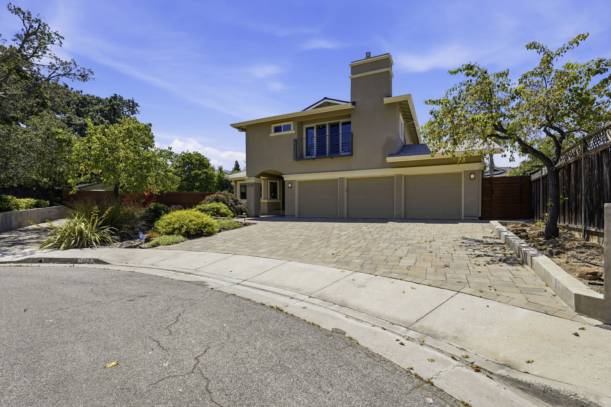 002_F8_1460 Oak Canyon Ct