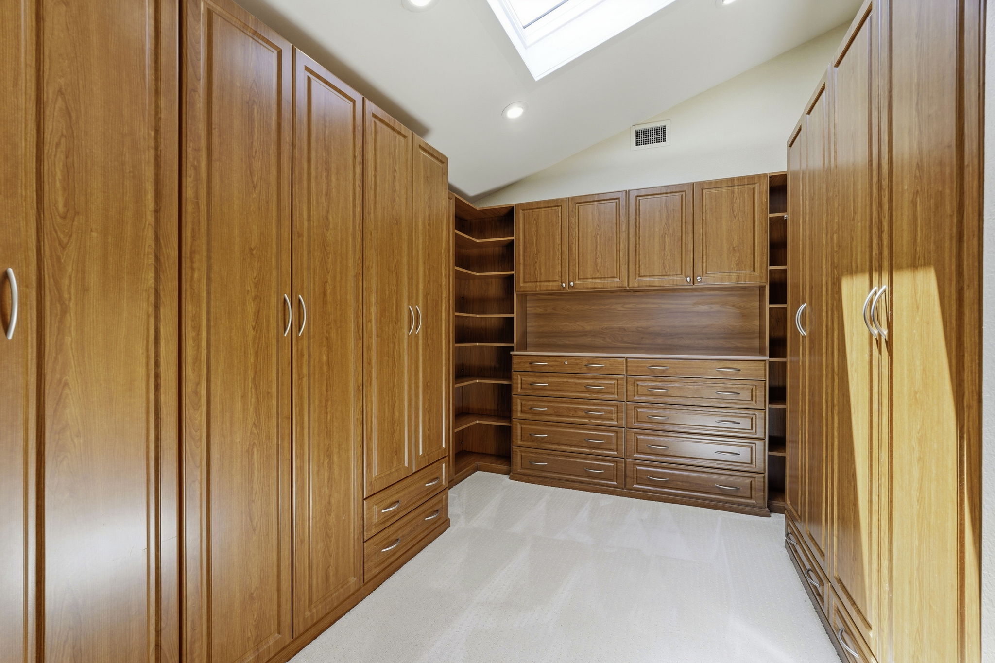 030_F8_1460 Oak Canyon Ct