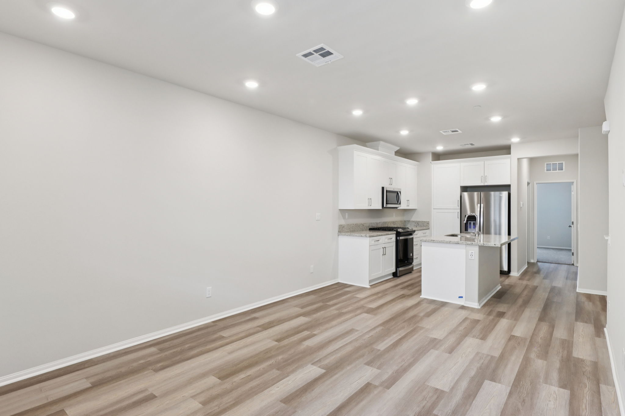 So Cal - Stratus - 1460 Stratus Dr Pomona CA 91768 - 008