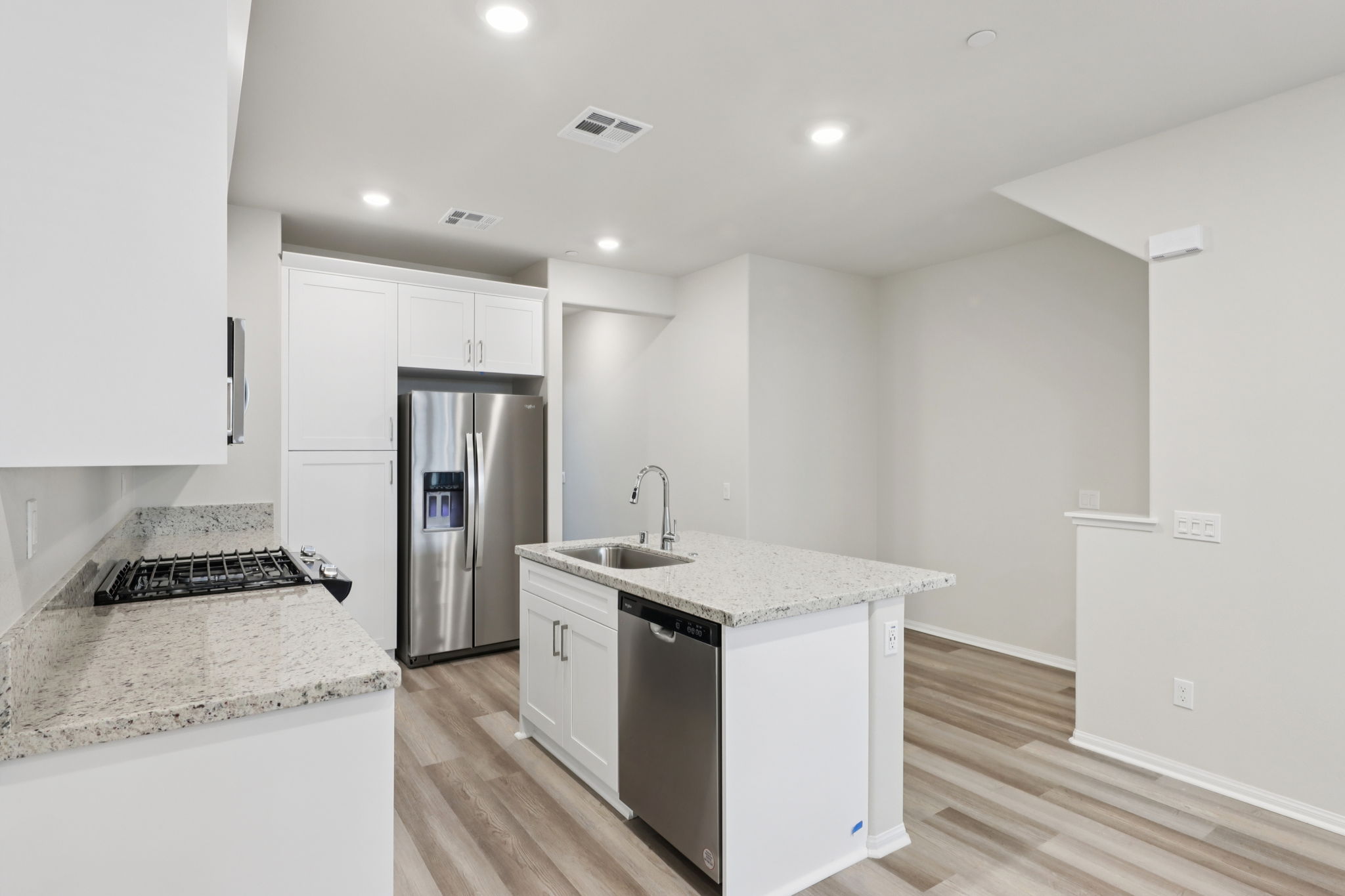 So Cal - Stratus - 1460 Stratus Dr Pomona CA 91768 - 011