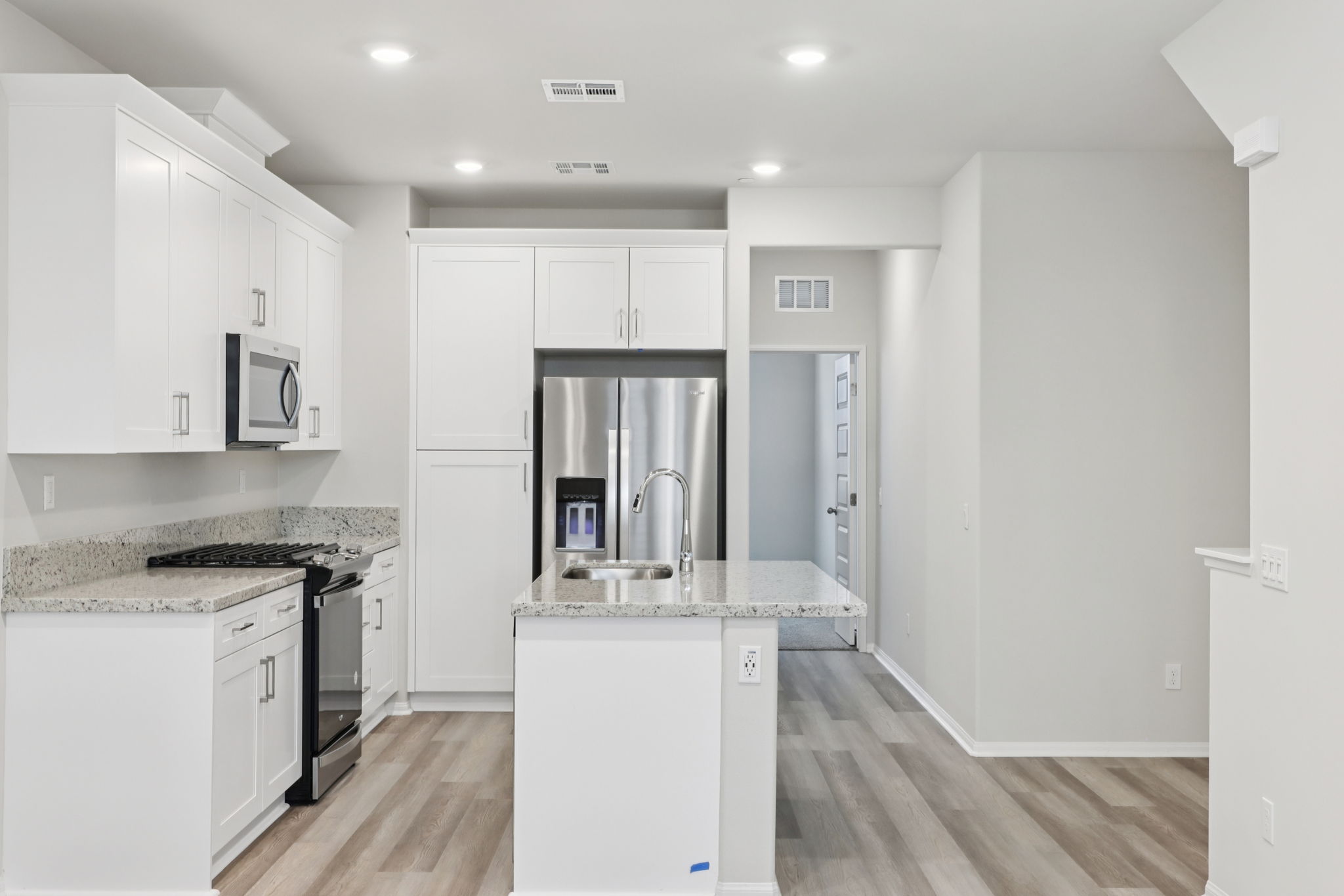 So Cal - Stratus - 1460 Stratus Dr Pomona CA 91768 - 014