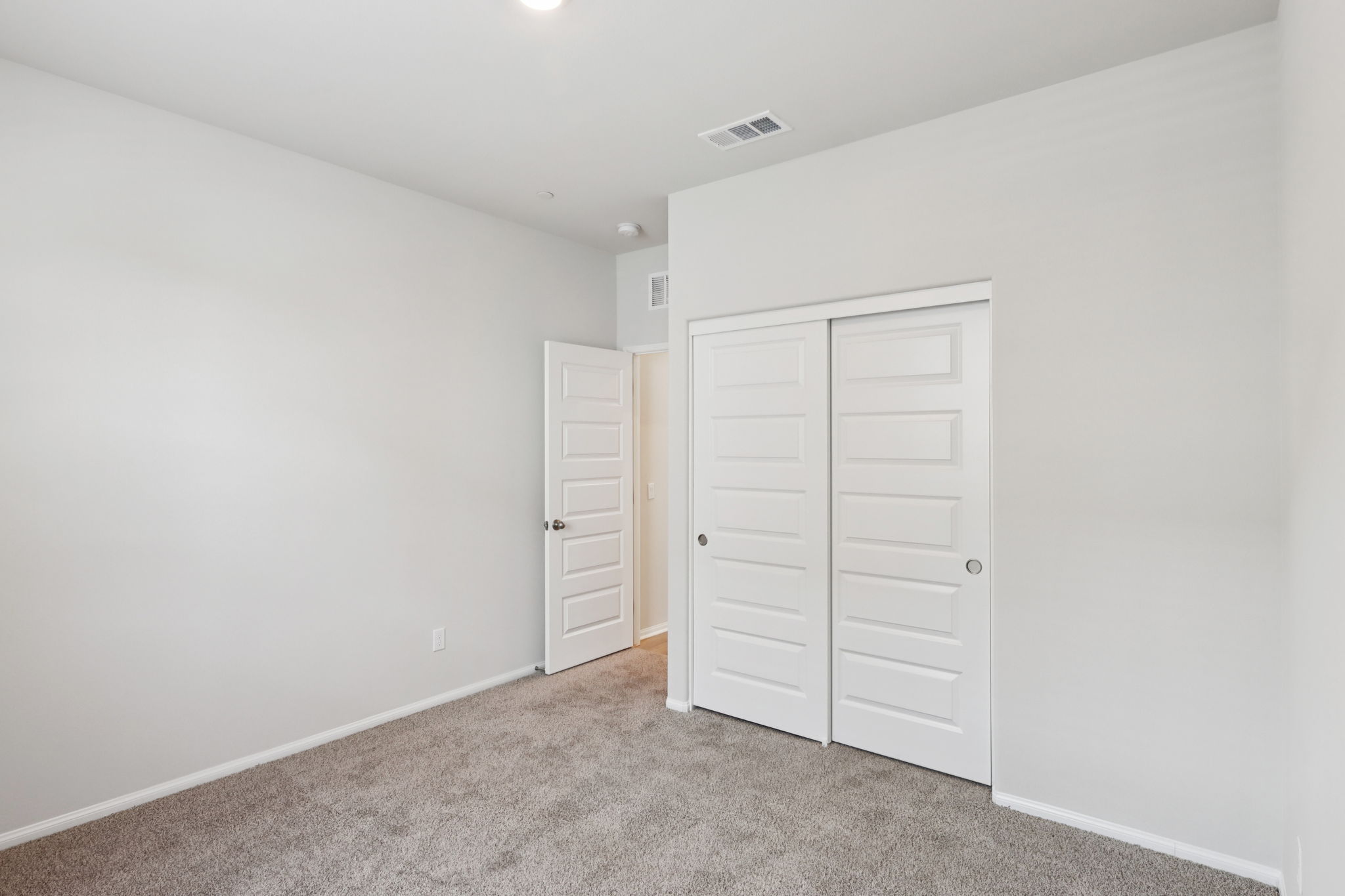 So Cal - Stratus - 1460 Stratus Dr Pomona CA 91768 - 022