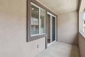 So Cal - Stratus - 1460 Stratus Dr Pomona CA 91768 - 038