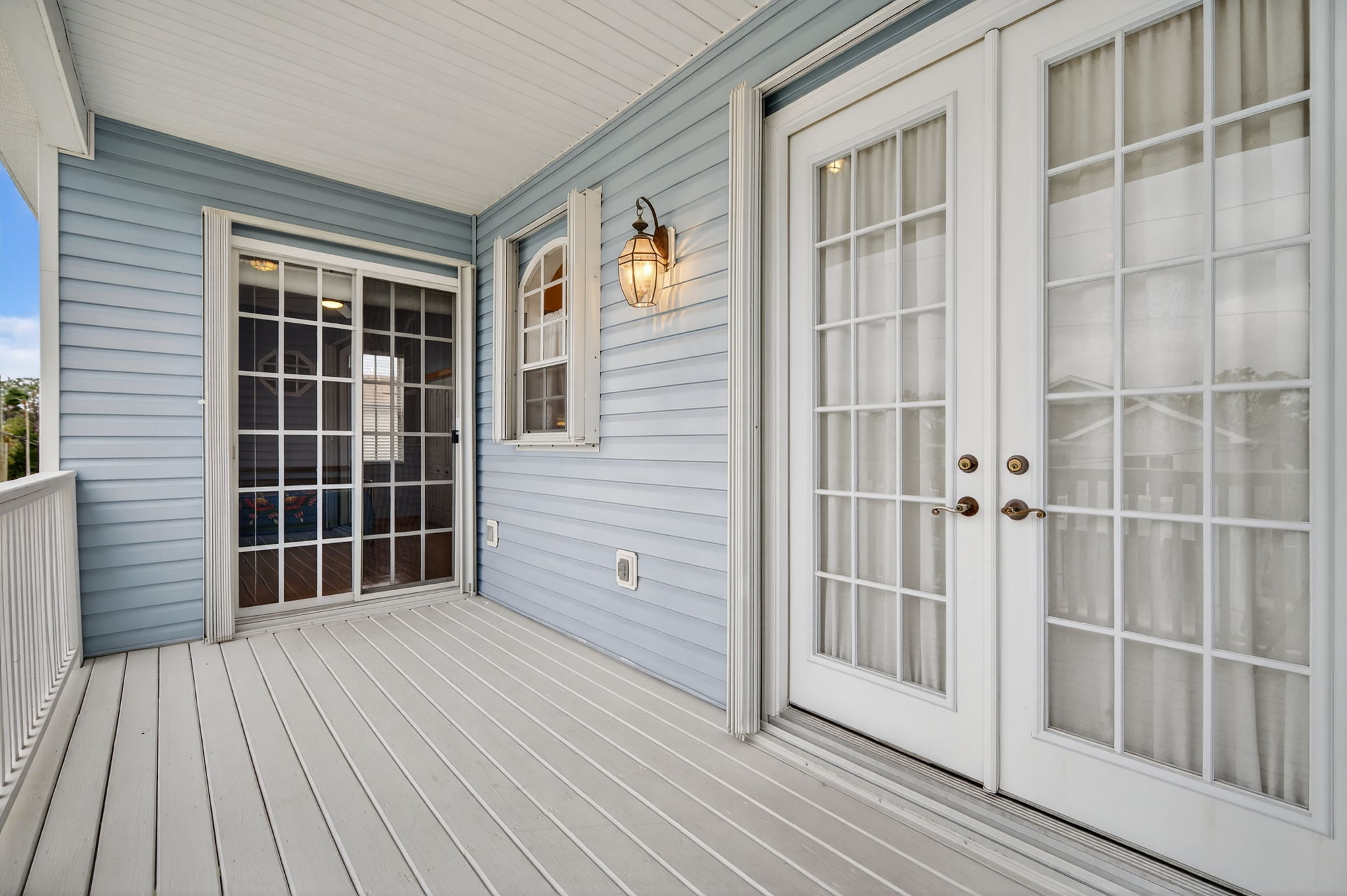 Front Exteriors (12)