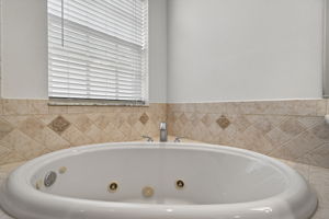 Interiors (8)