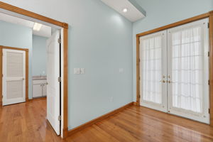 Interiors (37)