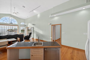 Interiors (42)
