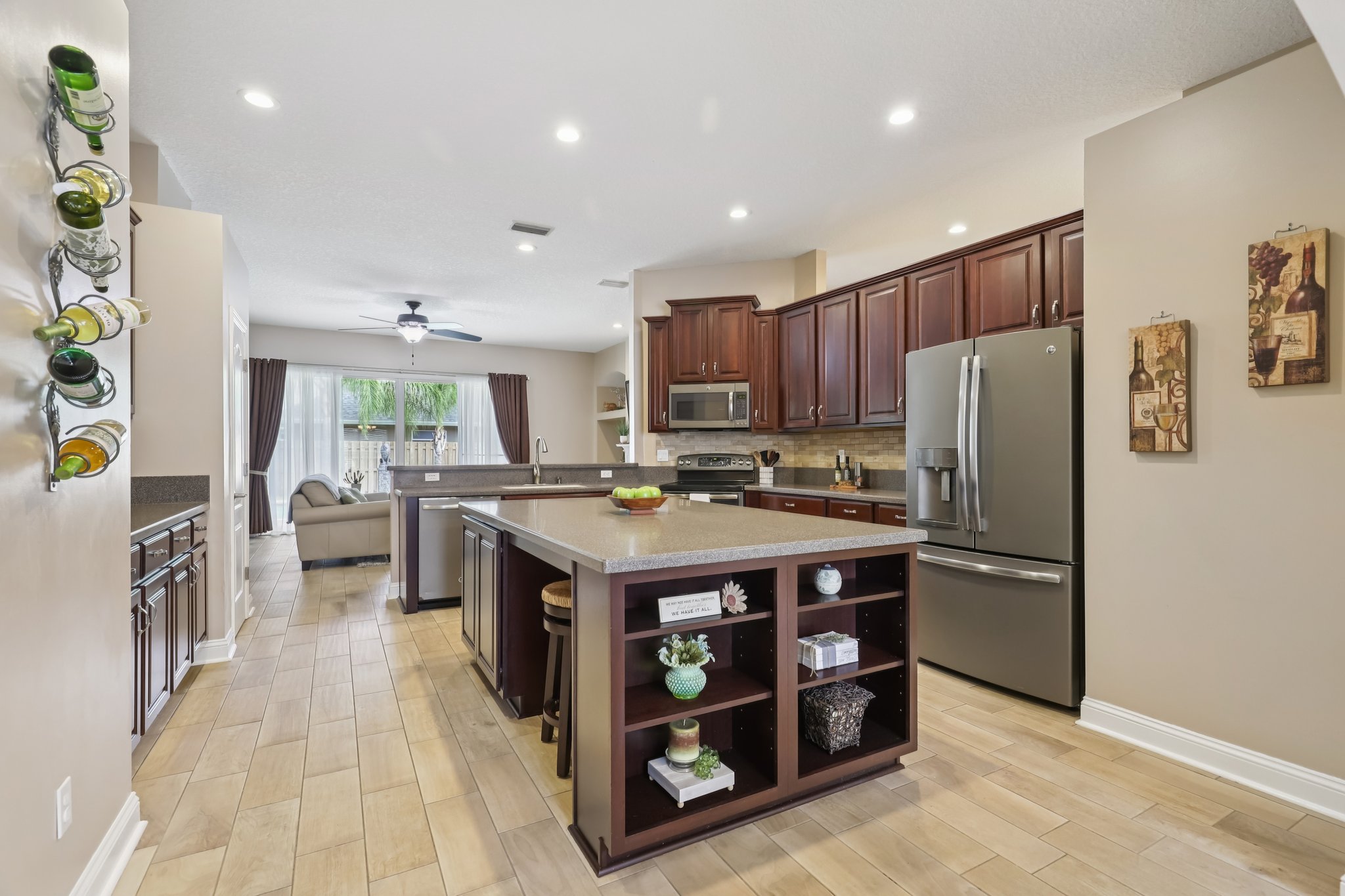 Zachary Dr-S2910-015.jpg