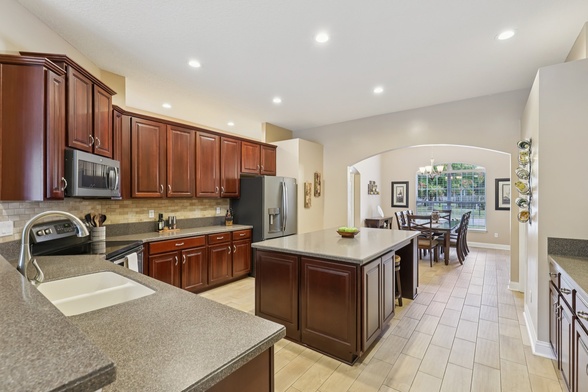 Zachary Dr-S2910-021.jpg