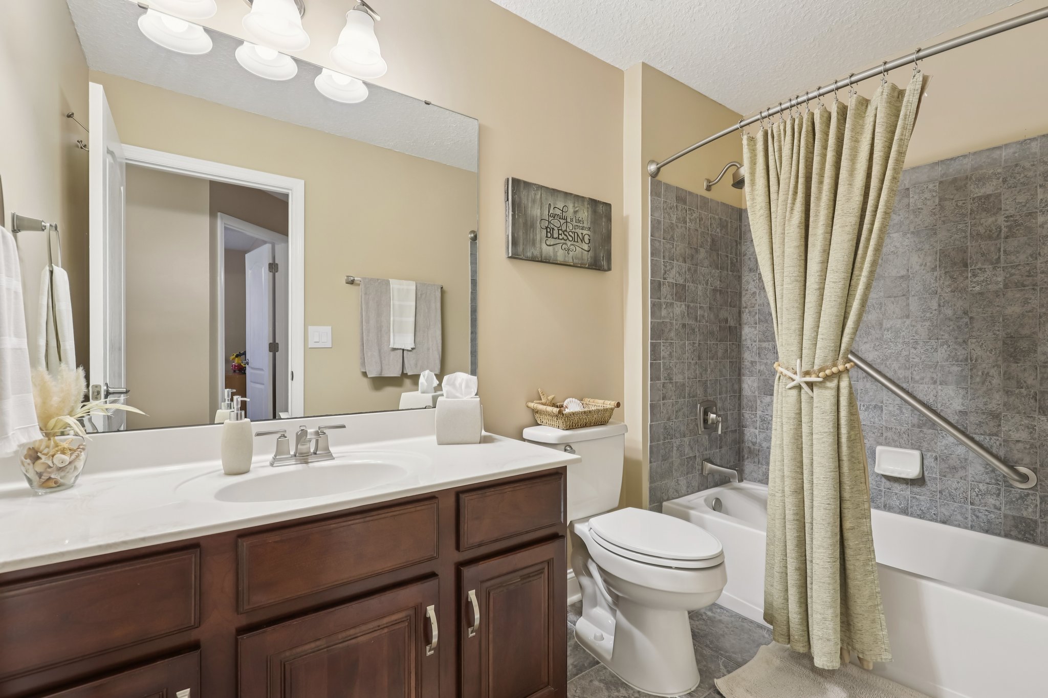 Zachary Dr-S2910-029.jpg