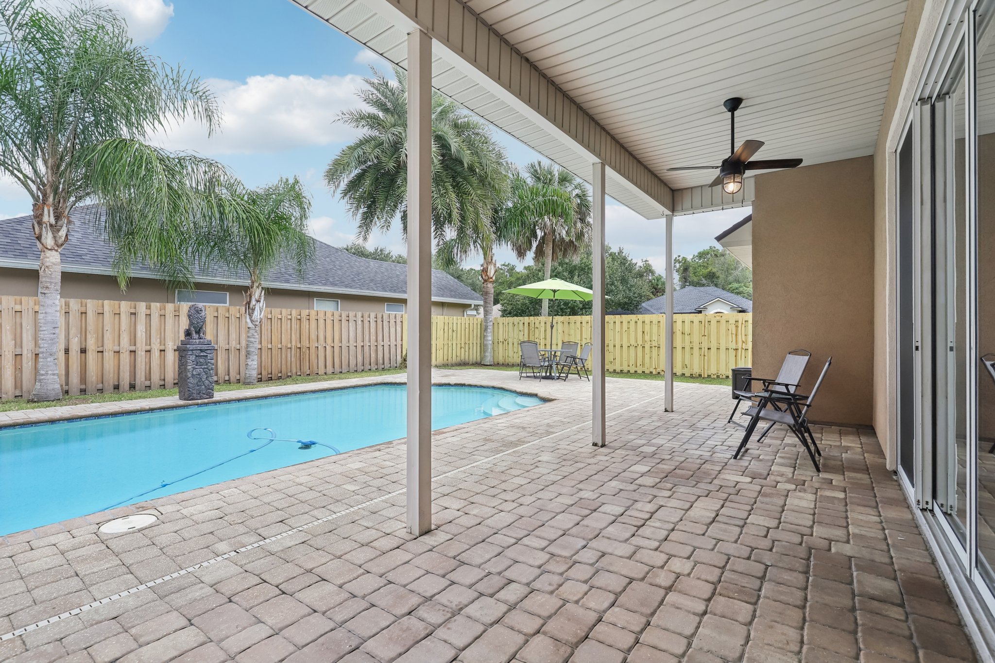 Zachary Dr-S2910-051.jpg