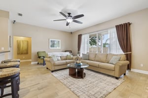 Zachary Dr-S2910-011.jpg