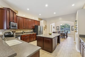 Zachary Dr-S2910-021.jpg