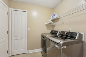 Zachary Dr-S2910-025.jpg