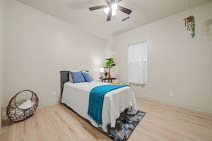  Photo 50