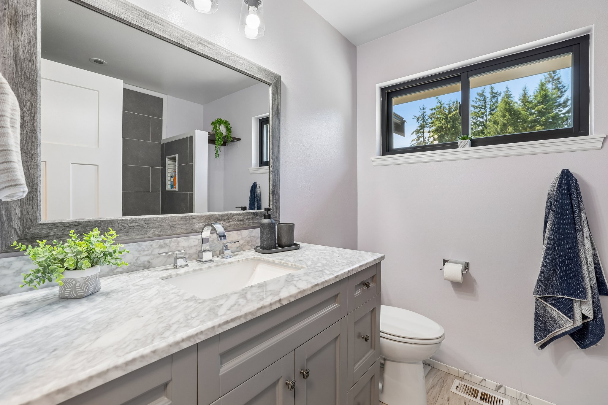 115th Avenue Ct-S2905-027.jpg