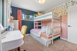 115th Avenue Ct-S2905-024.jpg