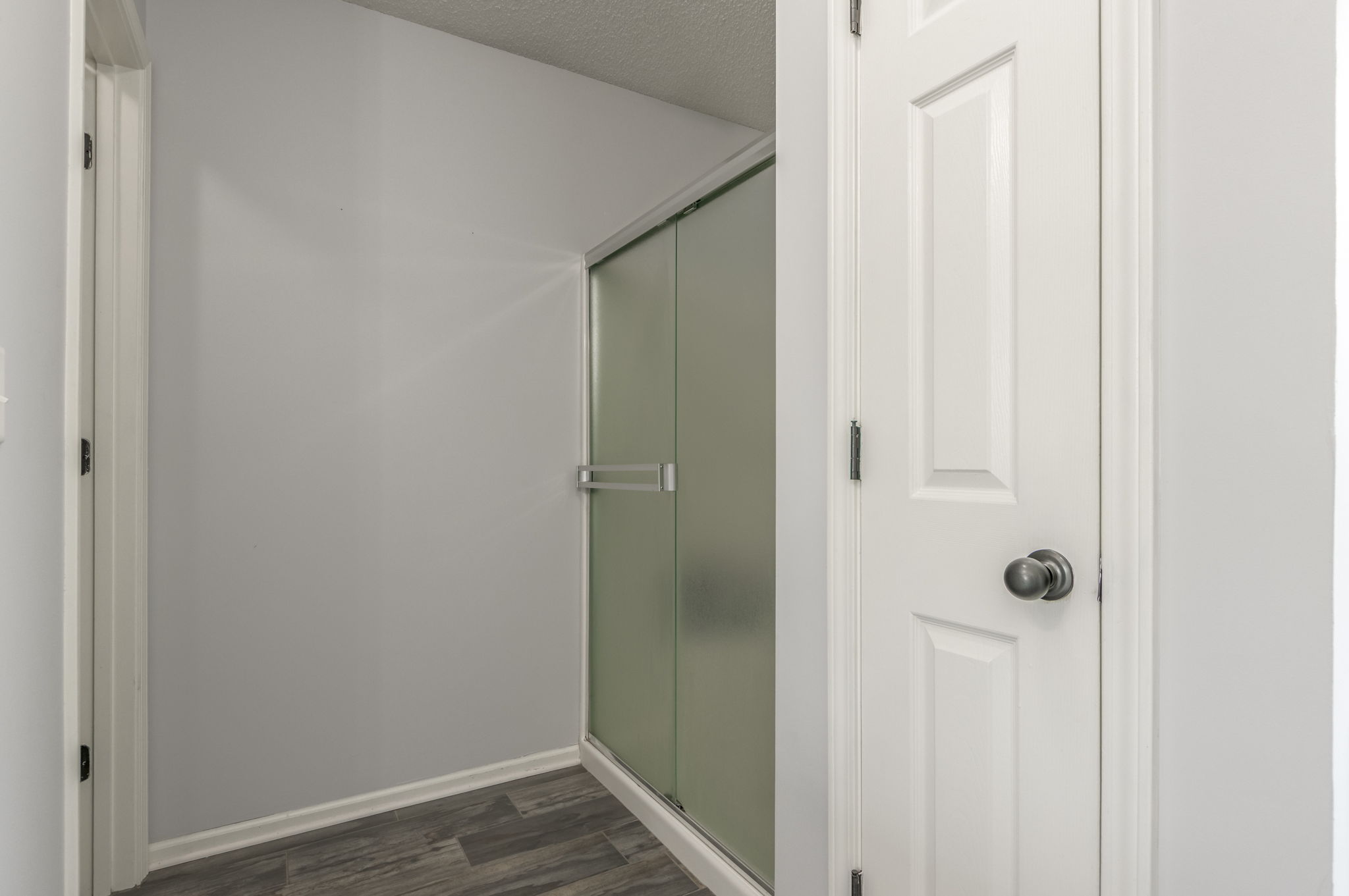 14609 Derby Rd-41