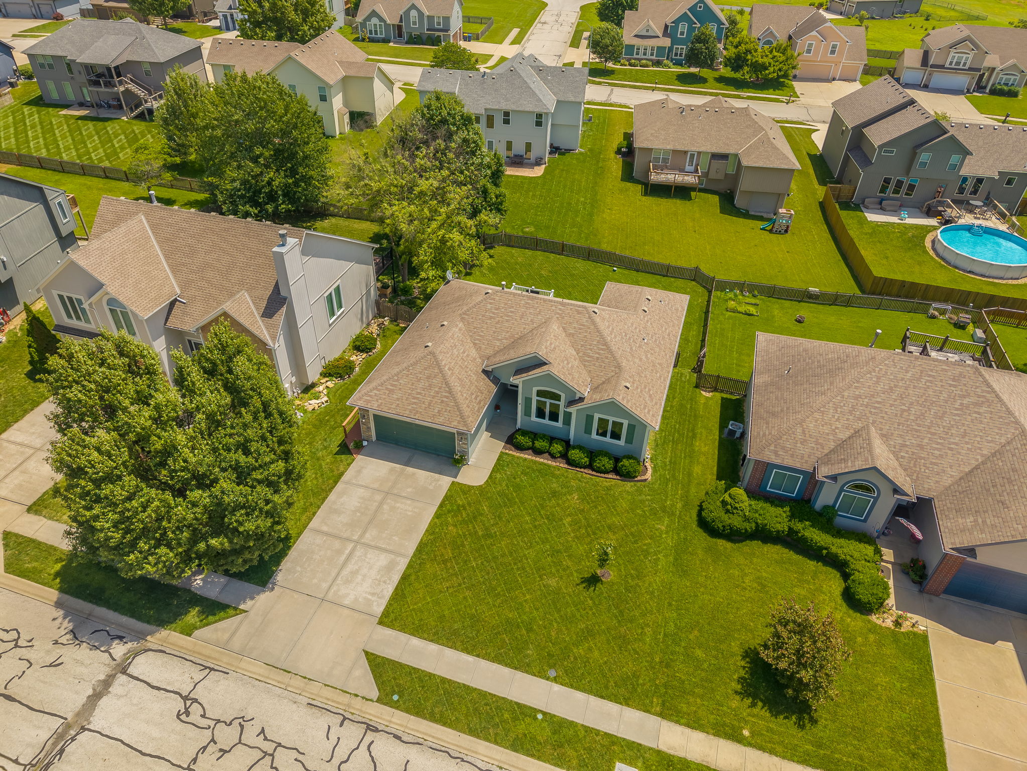 14609 Derby Rd-09