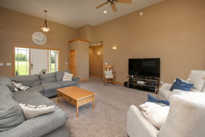07-Living Room