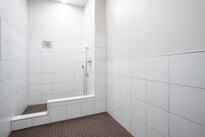  Photo 39