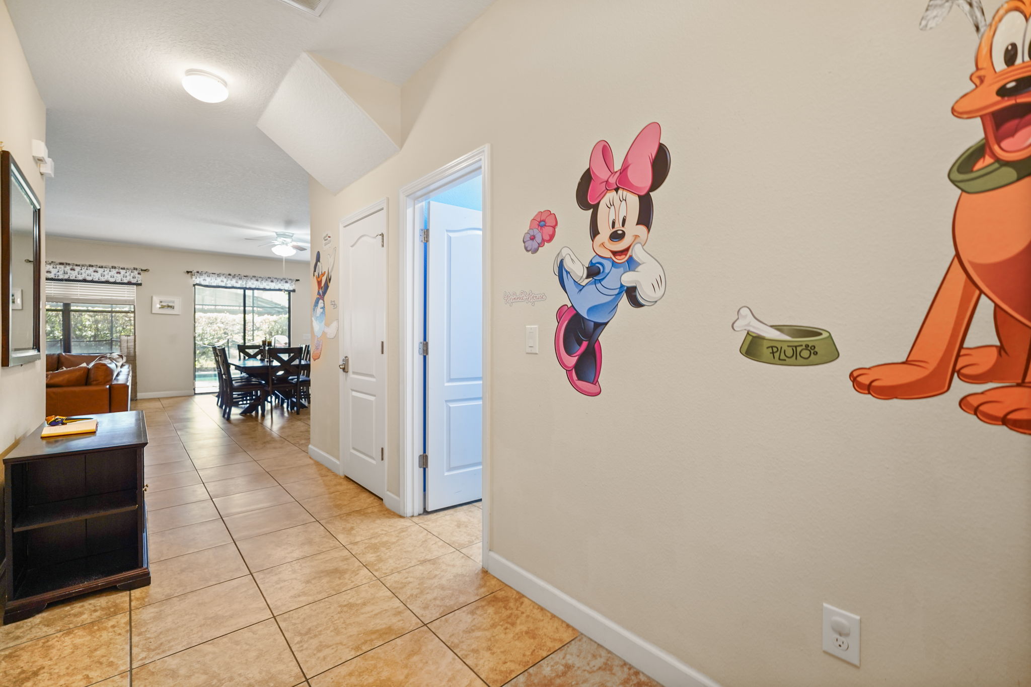  Photo 35