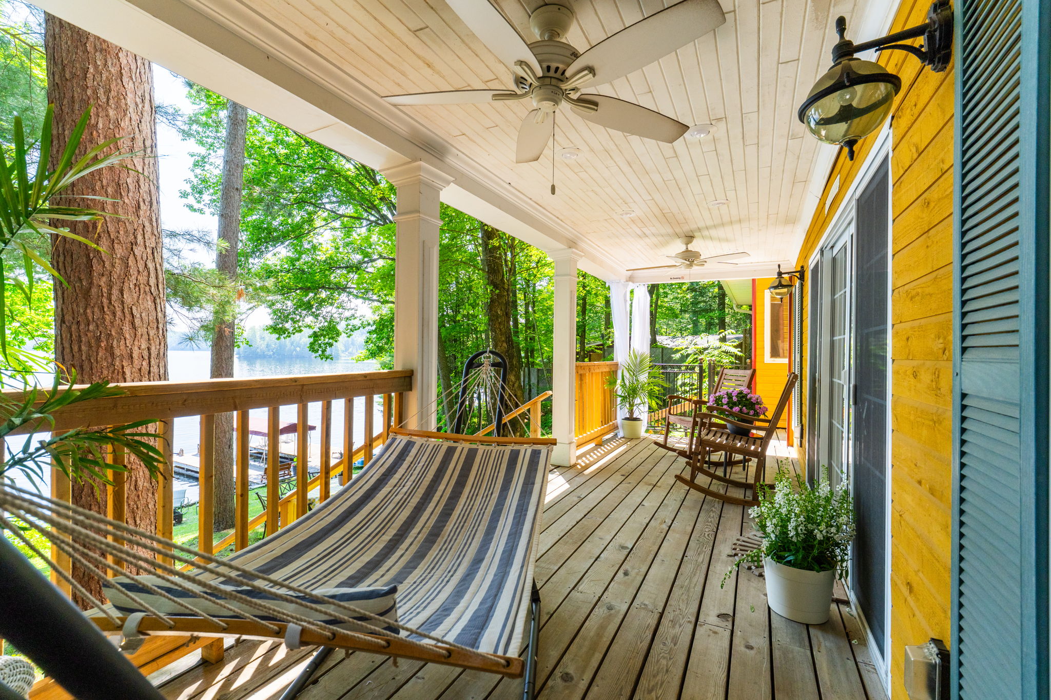  Photo 76