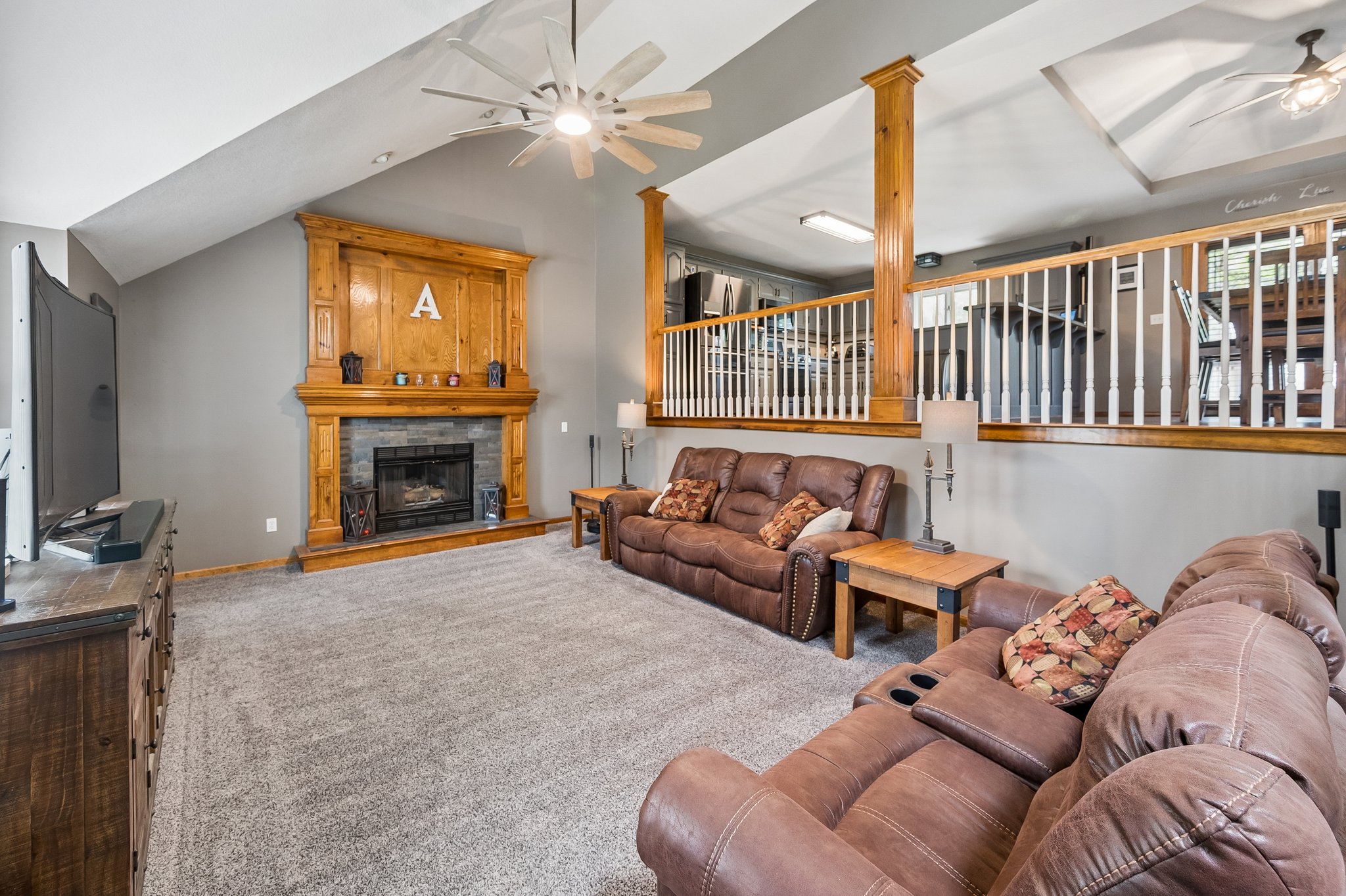 8573 - 14611 Killarney Ln_005.jpg